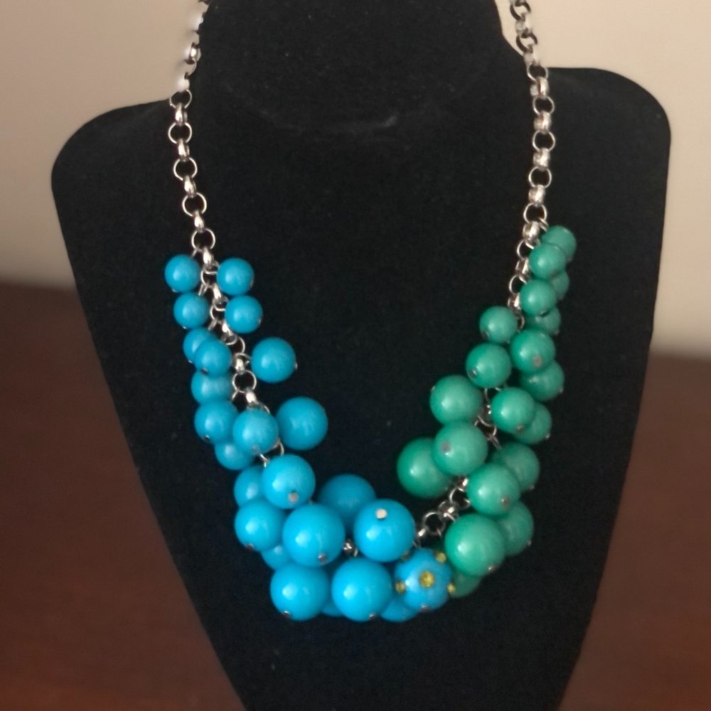 Green & Blue Beaded Necklace With Silver Chain